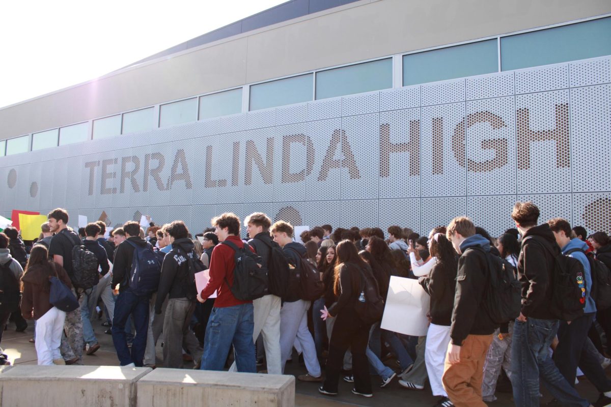 TLHS Students Stage Walkout to Protest ICE